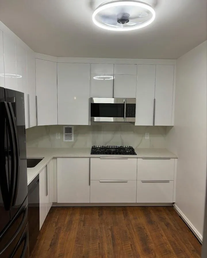 Renovated kitchen with quartz countertops in North Auburn